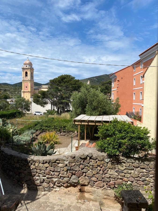 Capraia Isola Exterior foto